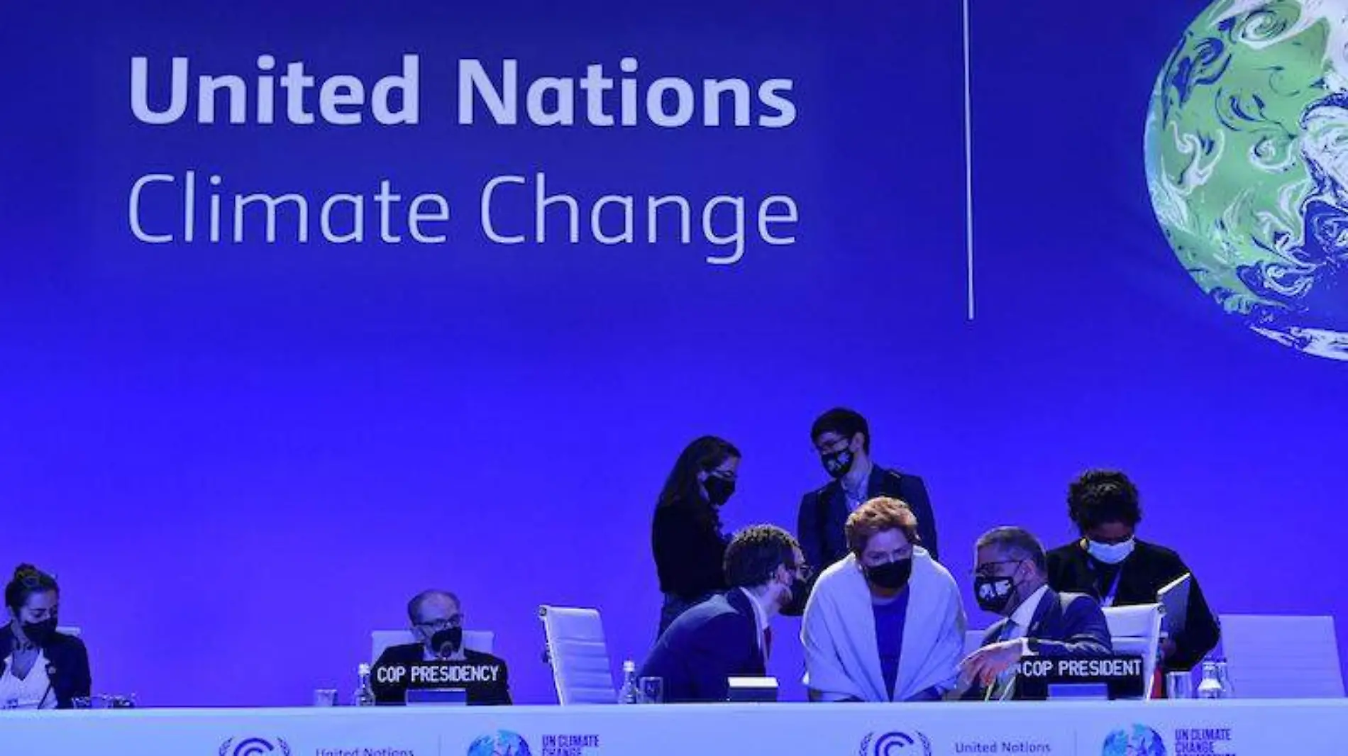 COP26 extiende negociaciones para lograr acuerdo sobre declaración final